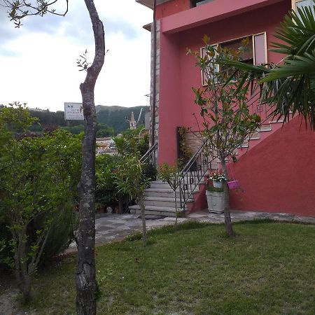 Bed & Breakfast La Rosa Rossa Cagli Zewnętrze zdjęcie