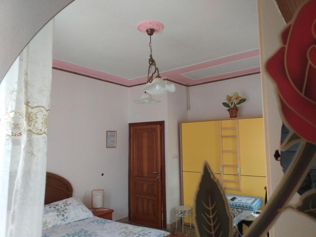 Bed & Breakfast La Rosa Rossa Cagli Zewnętrze zdjęcie